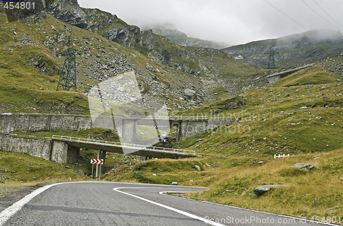 Image of Road in mountains