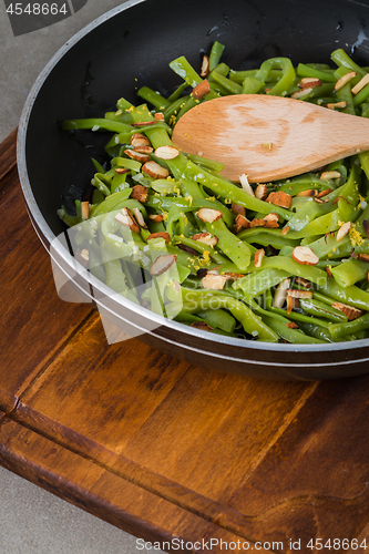 Image of Green beans with roasted almonds