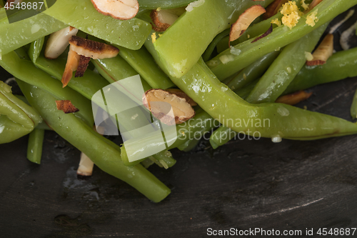 Image of Green beans with roasted almonds