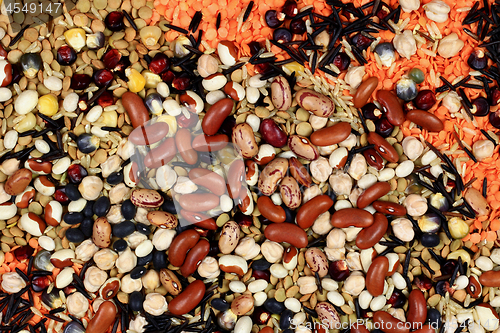 Image of Seeds, Beans, Kernels that are cooking by boiling 