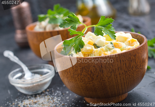 Image of salad with corn and chicken