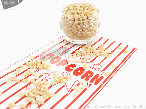 Image of Popcorn and Kernels