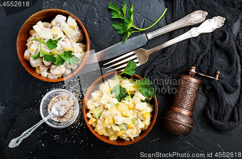 Image of salad with corn and chicken