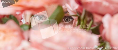 Image of Close-up of a bouquet of pink roses