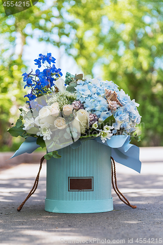 Image of bouquet of different flowers