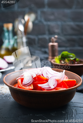 Image of tomato salad