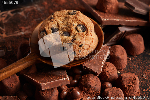 Image of Fresh chocolate chip cookies