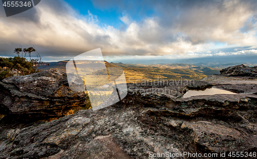 Image of Ever changing light and  weather across the Blue Mountains lands