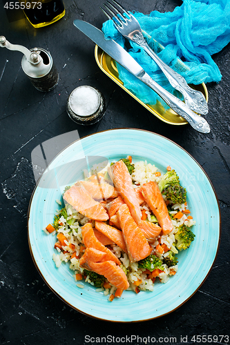 Image of salmon and rice with broccoli