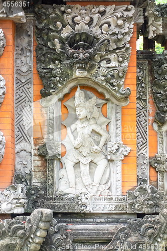 Image of a Hindu statue in Bali Indonesia