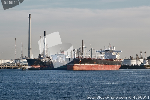 Image of Oil Tanker in Dock