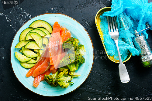 Image of salmon with vegetables