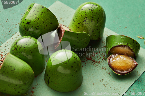 Image of green candy with jelly