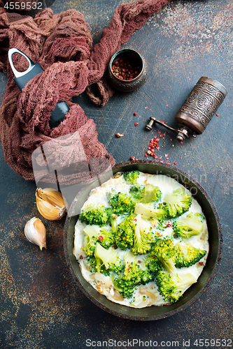 Image of broccoli with eggs