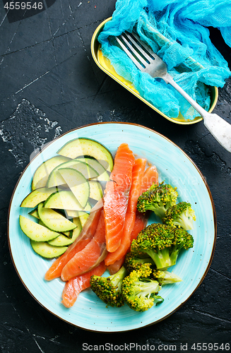 Image of salmon with vegetables