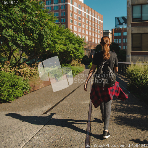 Image of NYC girl, on the HighLine Park