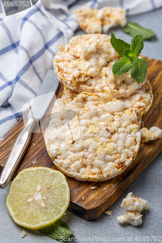 Image of Crispy gluten free rice bread.