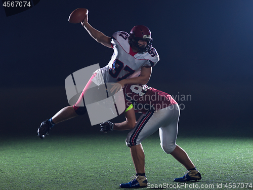 Image of American football players in action