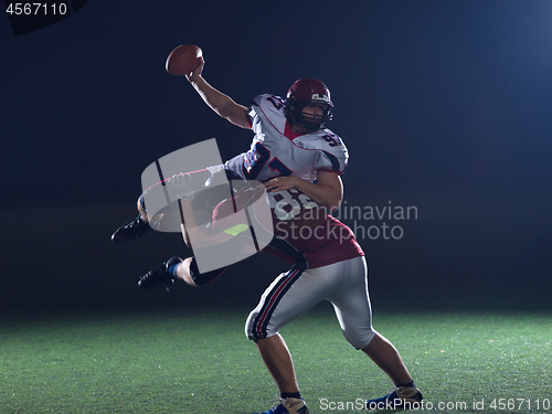 Image of American football players in action