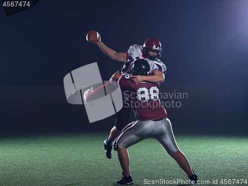 Image of American football players in action