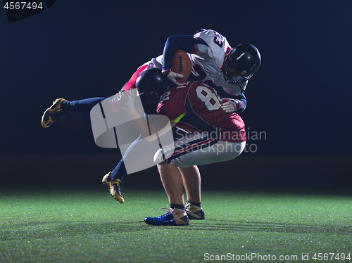 Image of American football players in action