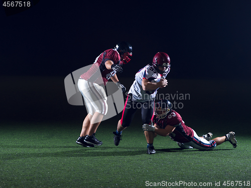 Image of American football players in action