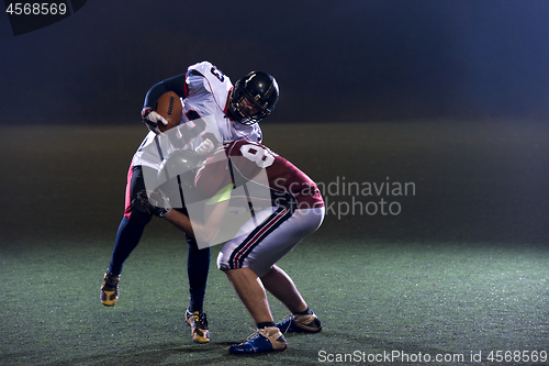 Image of American football players in action