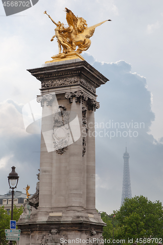 Image of Sculpture on Alexandre III bridge