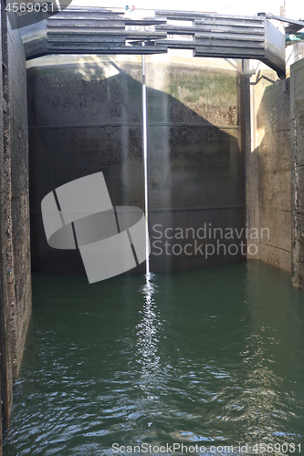 Image of One of the locks on the navigable river Duoro
