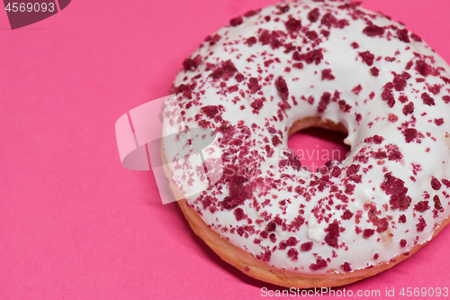 Image of Macro shoot of donut on pink