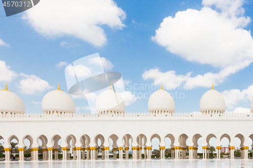 Image of Sheikh Zayed Grand Mosque in Abu Dhabi, the capital city of United Arab Emirates