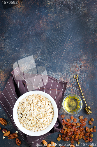 Image of oat flakes