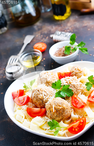 Image of pasta with meatballs