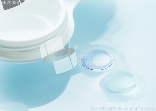 Image of Hard contact lenses - rigid gas permeable contacts