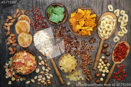 Image of Dried Fruit and Nut Collection 