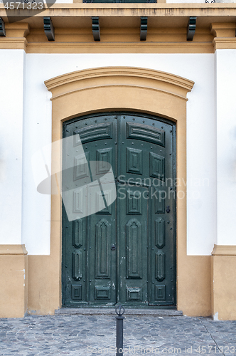 Image of Spanish colonial door.