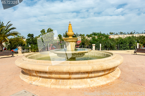 Image of Castle in Spain with fountain