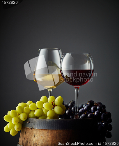 Image of two glasses of wine