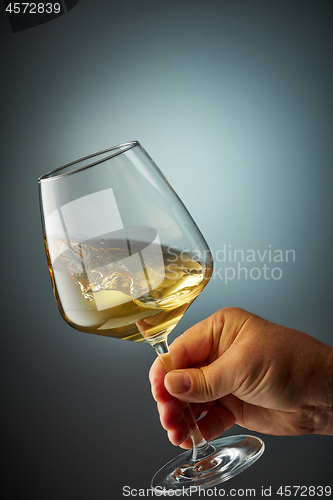 Image of glass of white wine