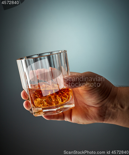 Image of glass of whiskey