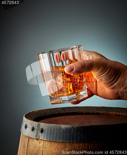 Image of glass of whiskey