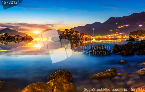 Image of Sveti Stephen at night