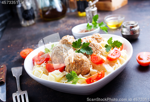 Image of pasta with meatballs