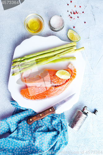 Image of salmon and asparagus