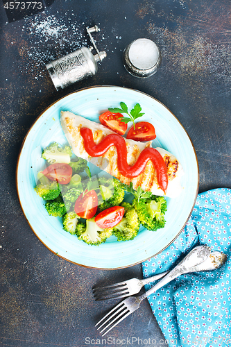 Image of fried chicken with broccoli