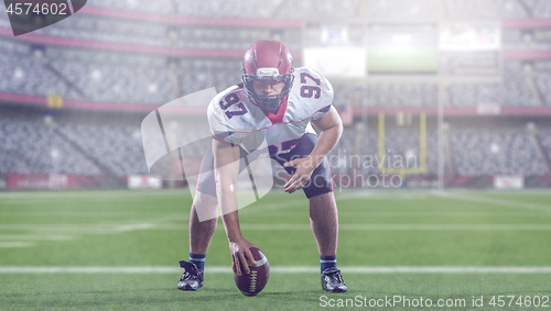 Image of American football player preparing to start the football game