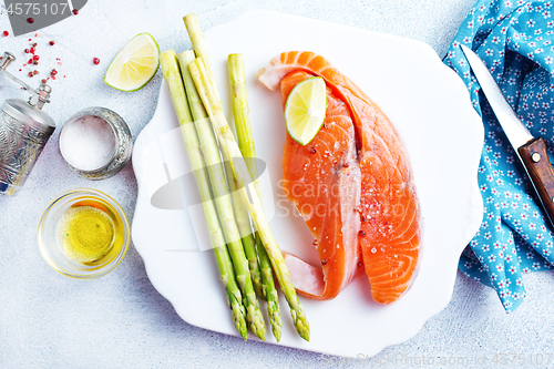 Image of salmon and asparagus