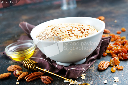 Image of oat flakes