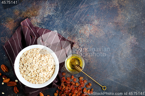 Image of oat flakes