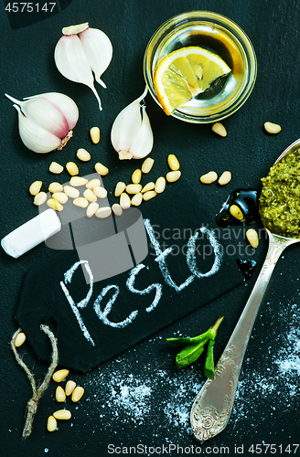 Image of pesto